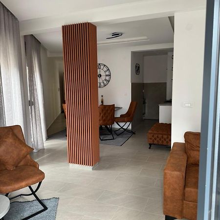 Apartman Anna Atina Budva Eksteriør billede