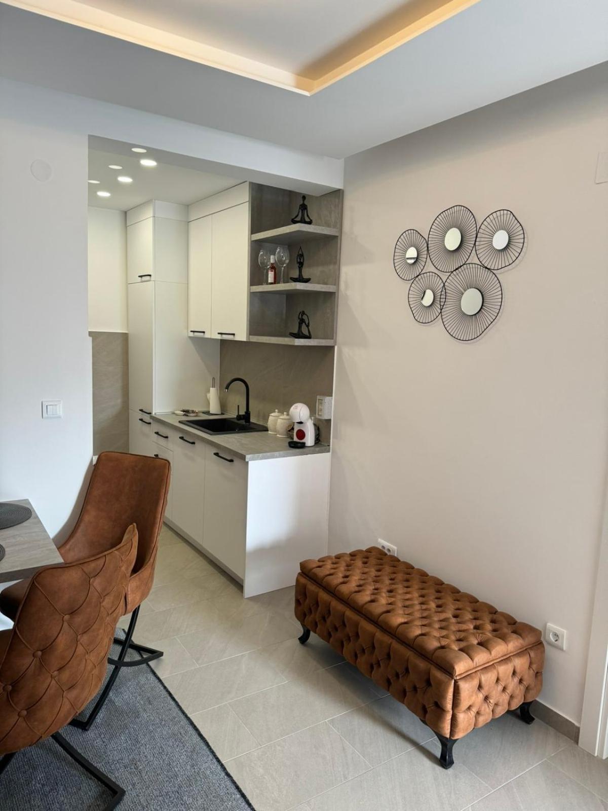Apartman Anna Atina Budva Eksteriør billede